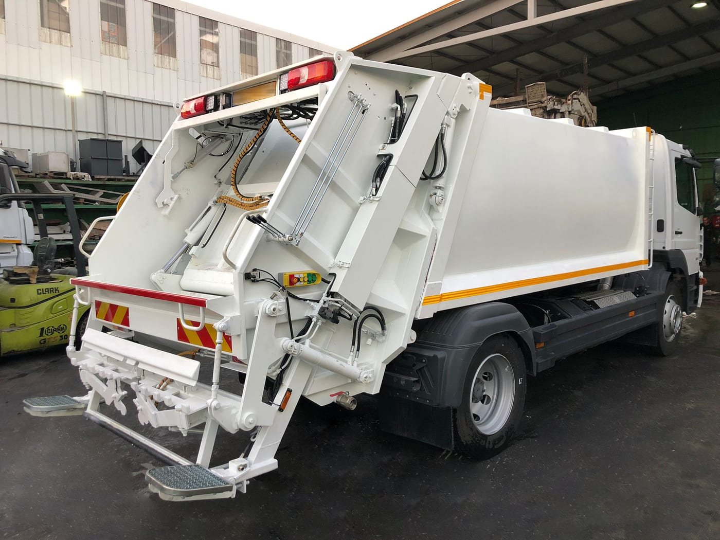 RAFCO MPress — 13 m³, En servicio