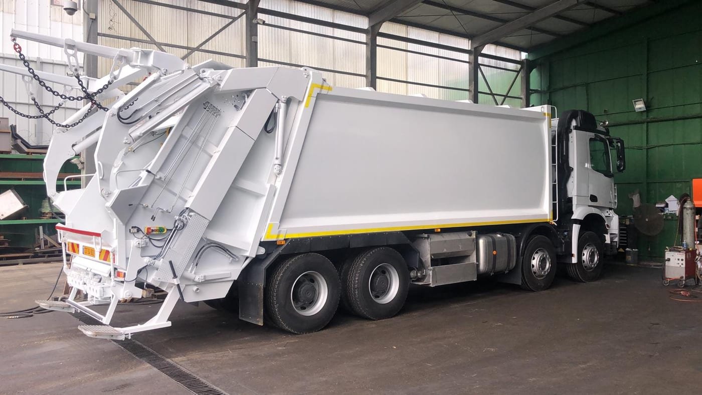 RAFCO XPress — 26 m³ · Insignia, En servicio